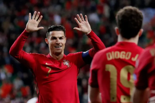 Các thể thức đá loại trực tiếp, vòng bảng, play-off là gì? Các thể thức đá loại trực tiếp, vòng bảng, play-off là gì?